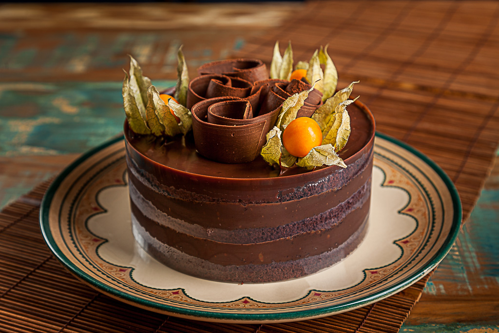 Naked Cake Chocolate Recheio Nestlé Belli Gourmet